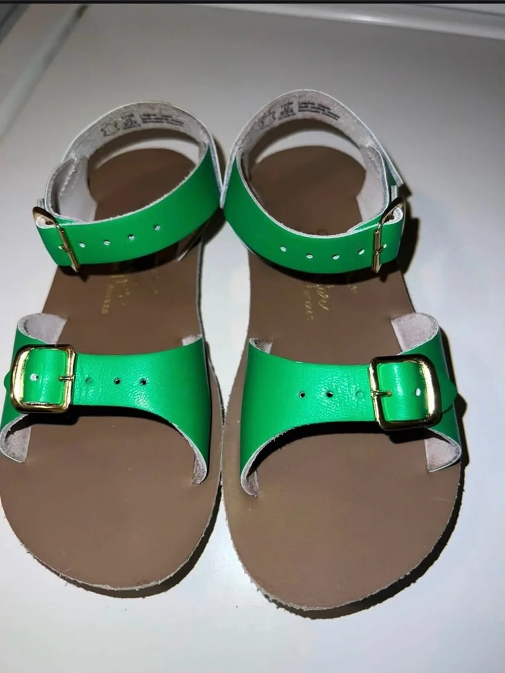 Children's Green Buckle Strap Sandals